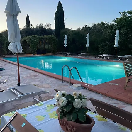 Podere Marchiano Farm stay *