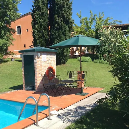 Podere Marchiano Farm stay Larciano